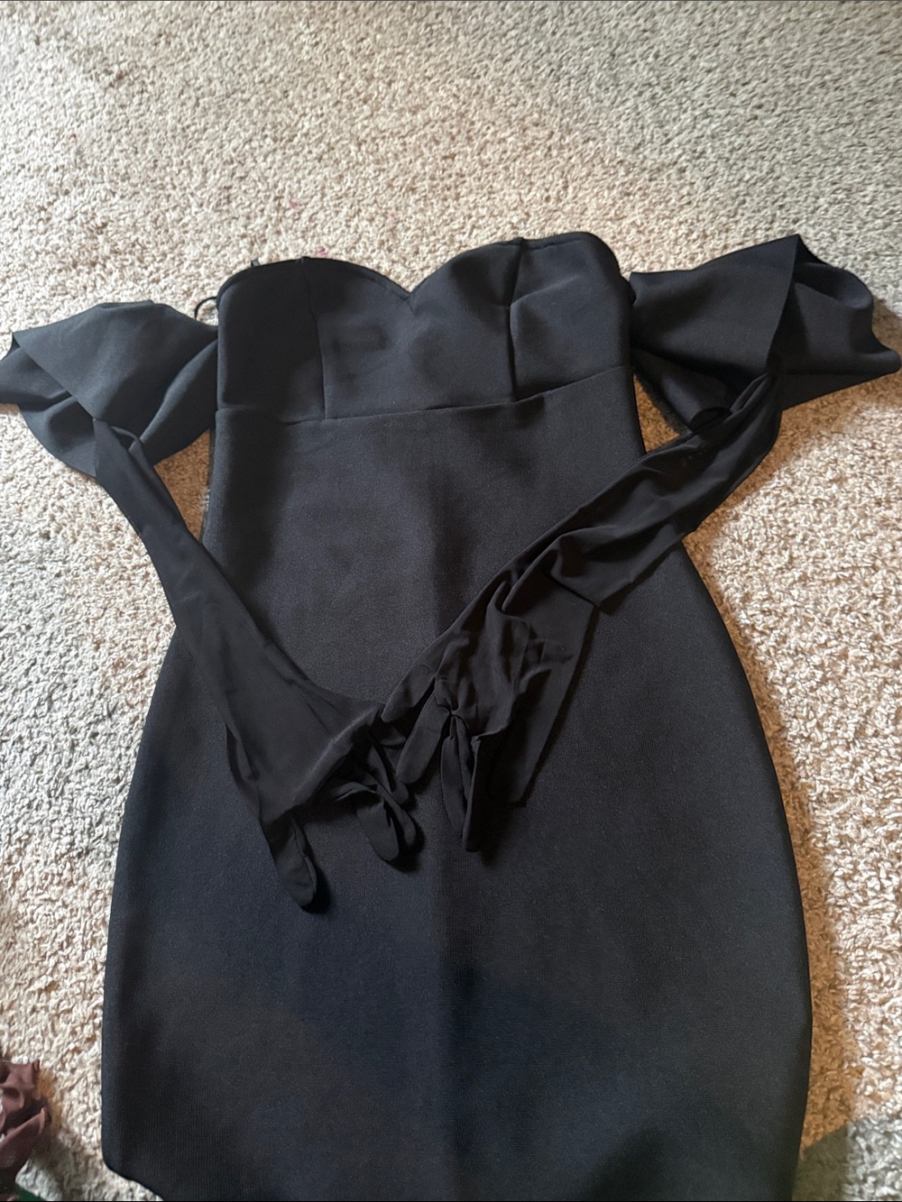Off-Shoulder Black Bodycon Dress
